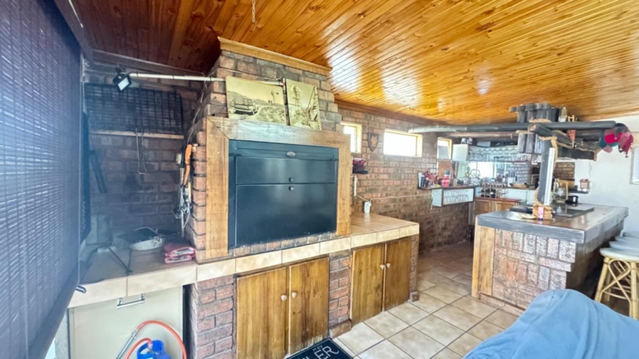 4 Bedroom Property for Sale in South Ridge Northern Cape